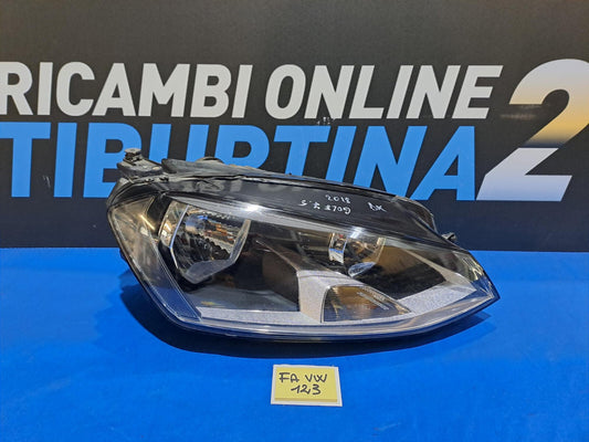FA VW 123 - Faro anteriore Destro Volkswagen Golf 7.5 2018 con difetto