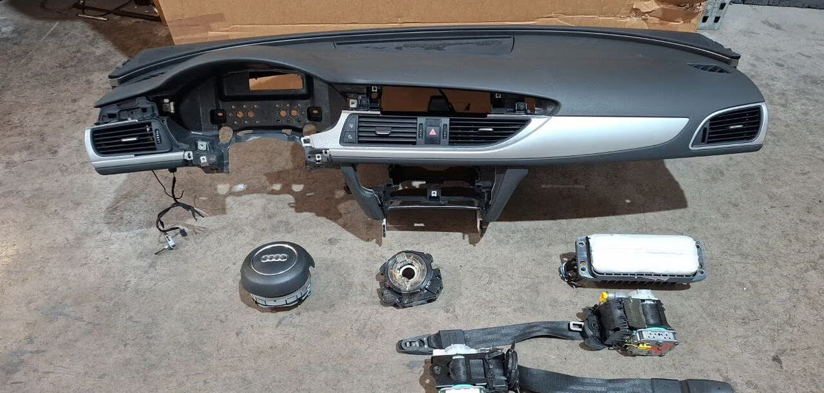 Cruscotto con moduli  Audi A6 3 razze 2011 2019