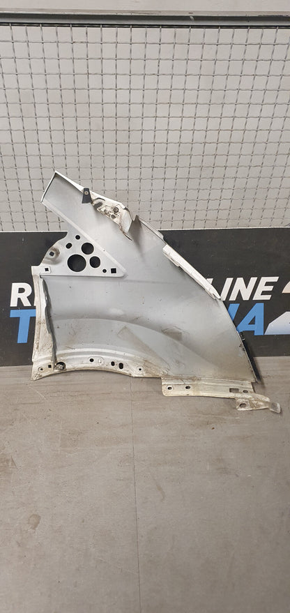 Par 2 - Parafango anteriore sinistro Ford Transit 2015