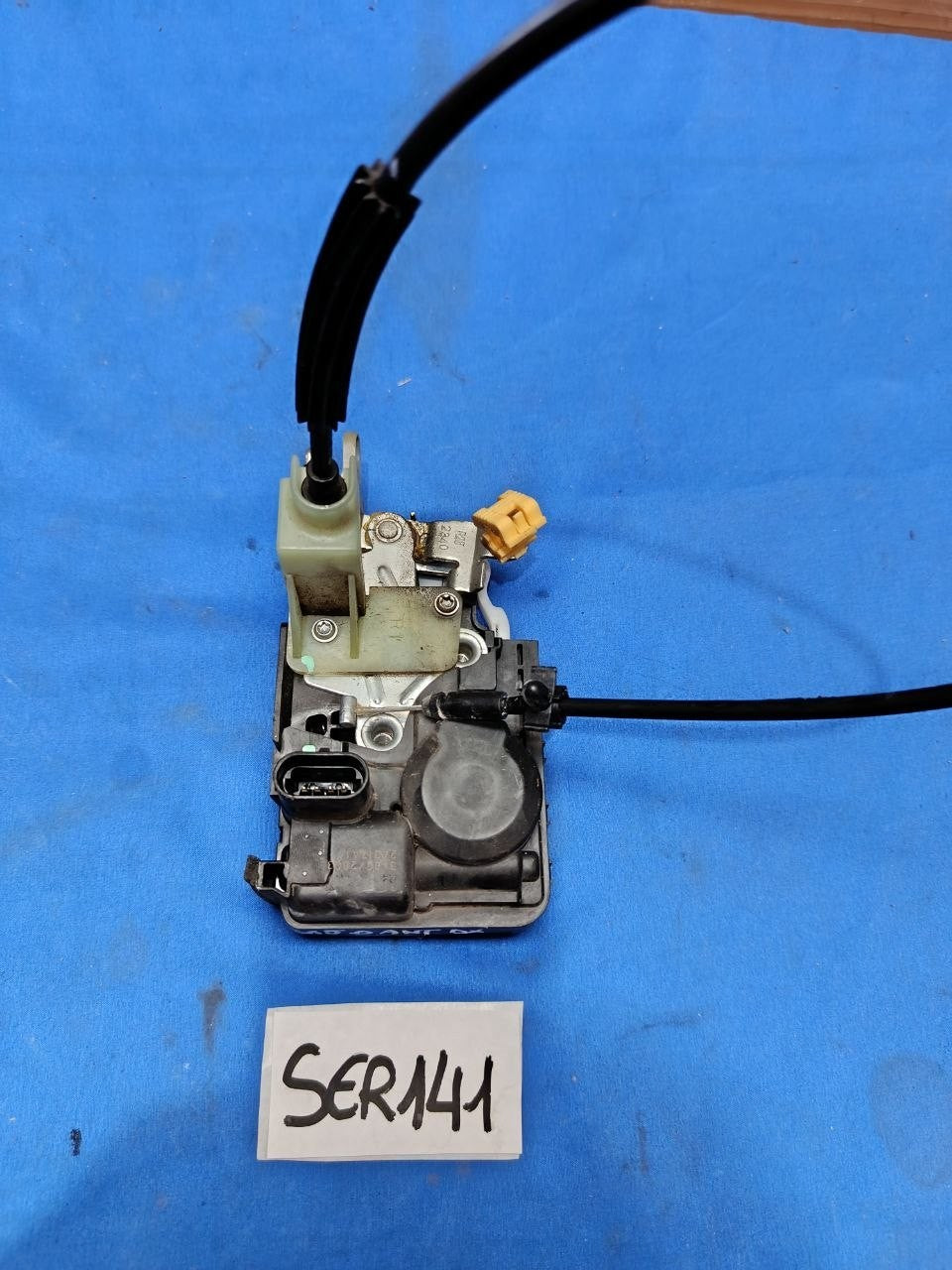 Ser 141 - Serratura Anteriore destra DR 5.0 dal 2020  Cod J606105020AB
