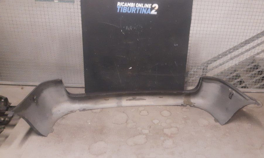 Par 131 paraurti posteriore Nissan serena 1994
