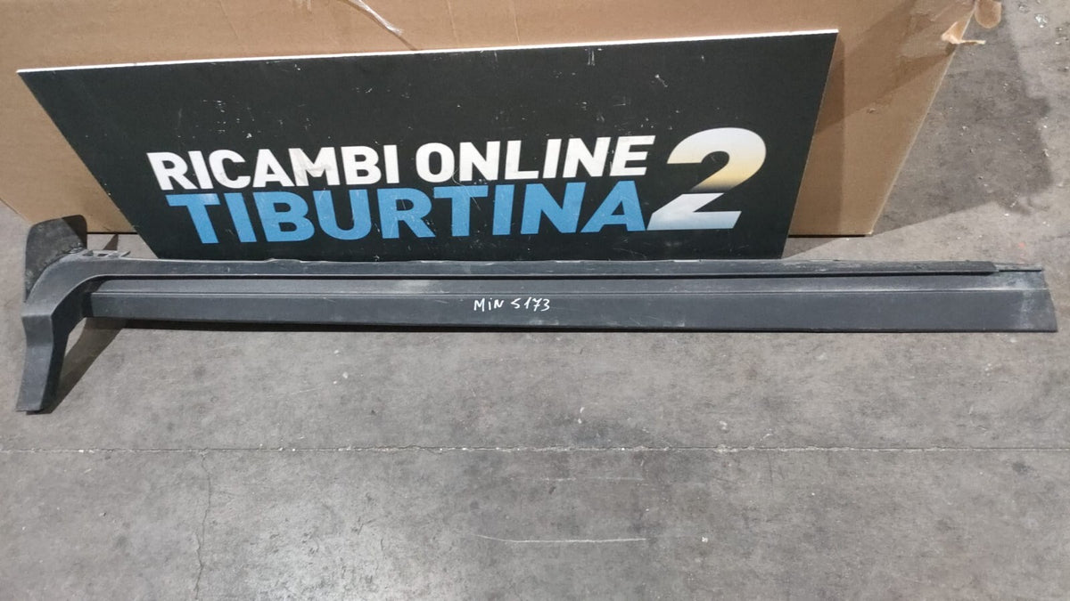 minigonna Ford Kuga sinistra  2013 in poi  5173