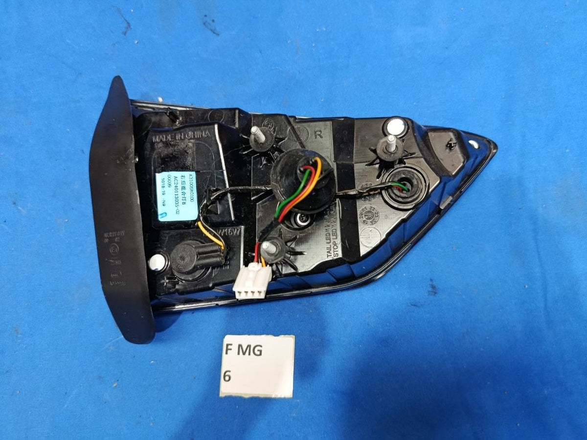F MG 6 - Fanale posteriore stop interno destro LED MG ZS 2020 2024 Originale