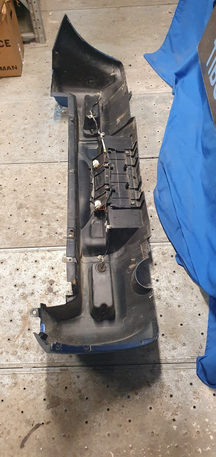 Paraurti Posteriore Suzuki Jimny dal 1998 con difetto