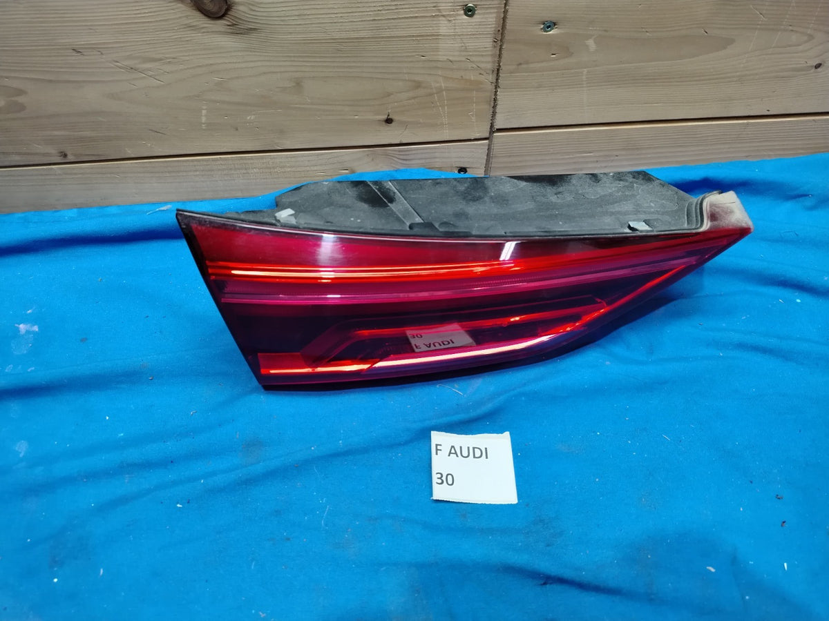 F Audi 30 - Fanale posteriore stop Audi Q3 Sportback dal 2019 F3N int sinistro