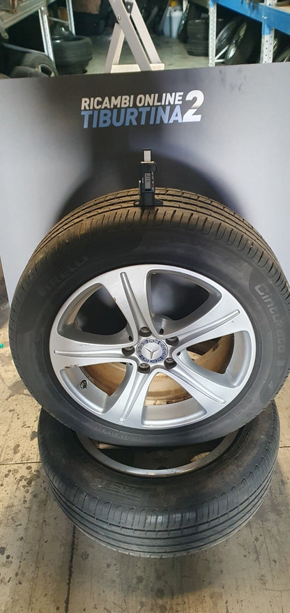 4 Cerchi e gomme Mercedes E W213 Pirelli 225-55-r17 7.5 J et 40 con sensori