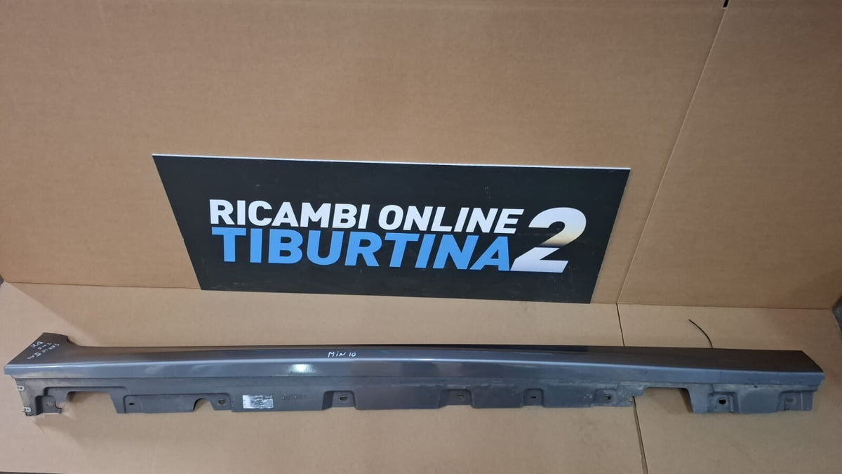 Minigonna destra Bmw serie 5 M berlina 7903888 anno 2015