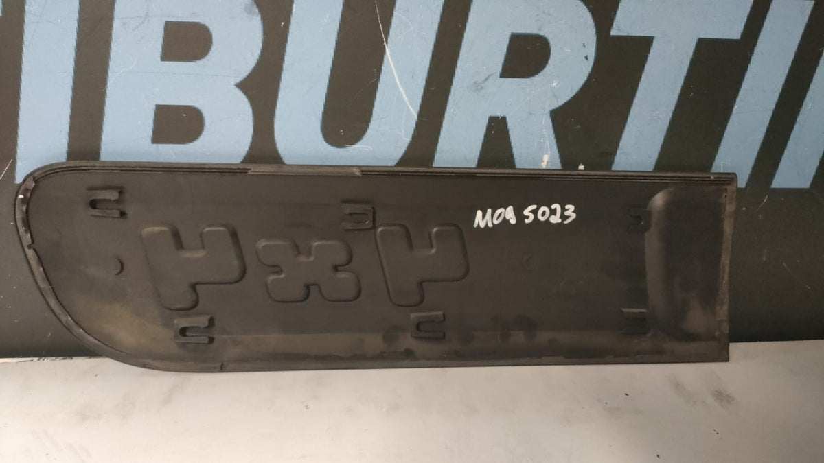 modanatura posteriore sinistra  fiat panda 4x4  2012 in poi mod 5023