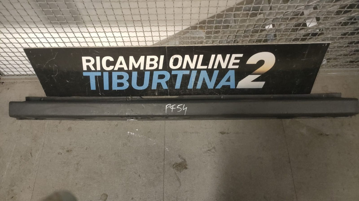 paraurti posteriore centrale fiat ducato 2014 in poi  con graffi  PF 54