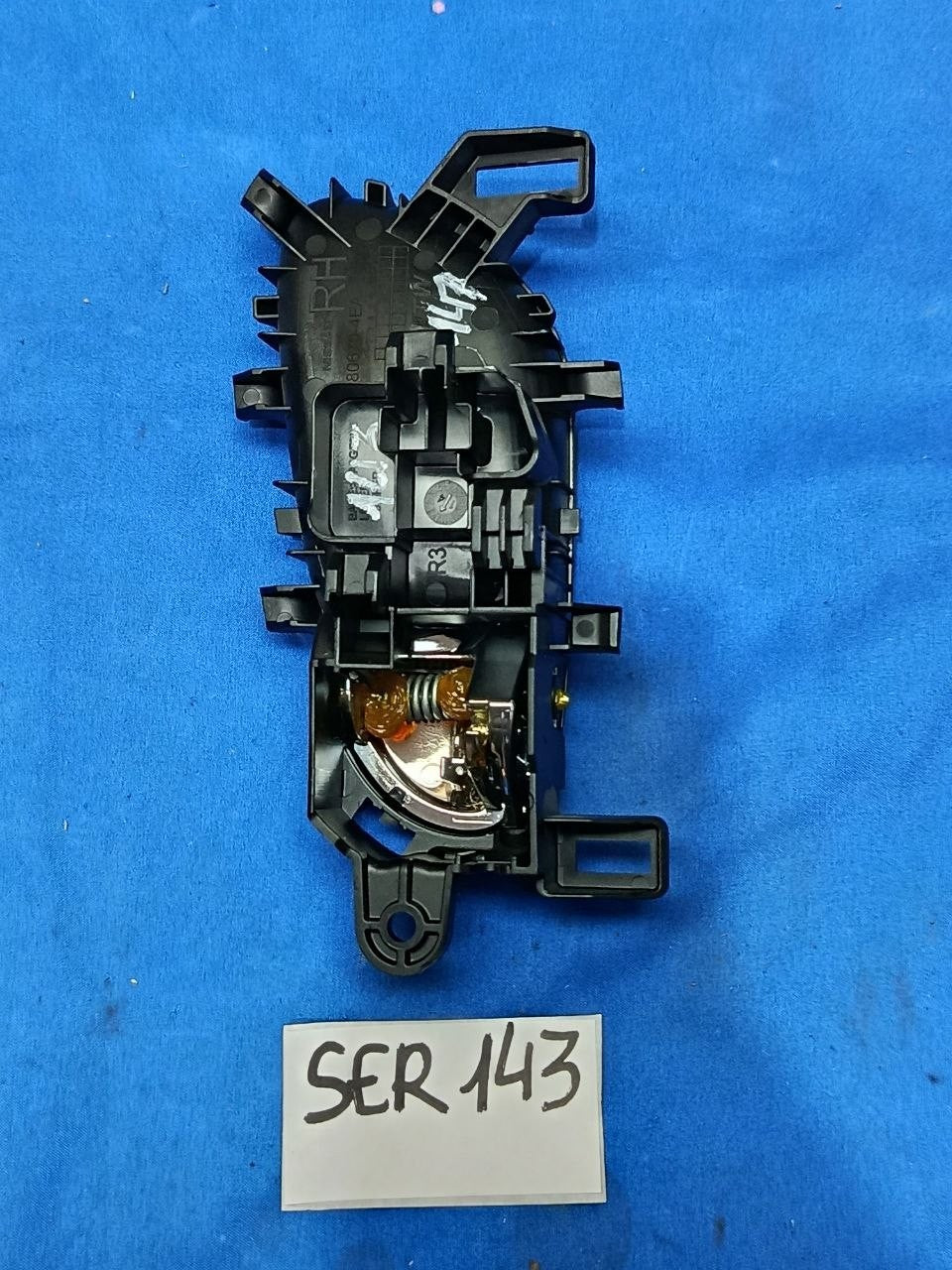 Ser 143 - Maniglia interna Anteriore e posteriore destra Nissan Qashqai J11