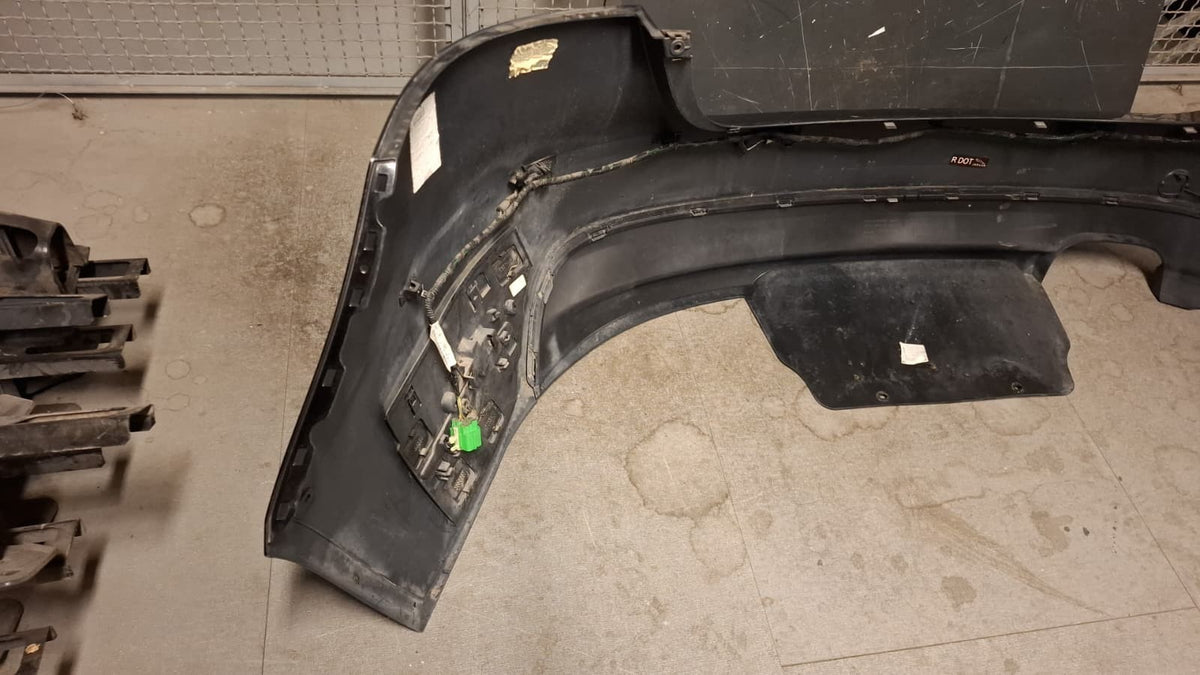285 paraurti posteriore jaguar xe cod gx73-17a894-ba anno 2015
