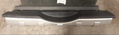 Par314 paraurti posteriore centrale Mitsubishi Pajero 2007 in poi 6410A315