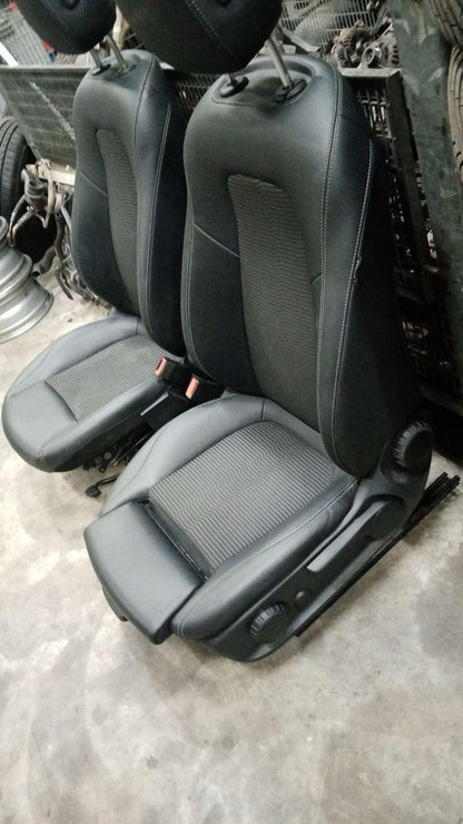 Tappezzeria in misto pelle stoffa Mercedes Benz classe A W177 2020 in poi