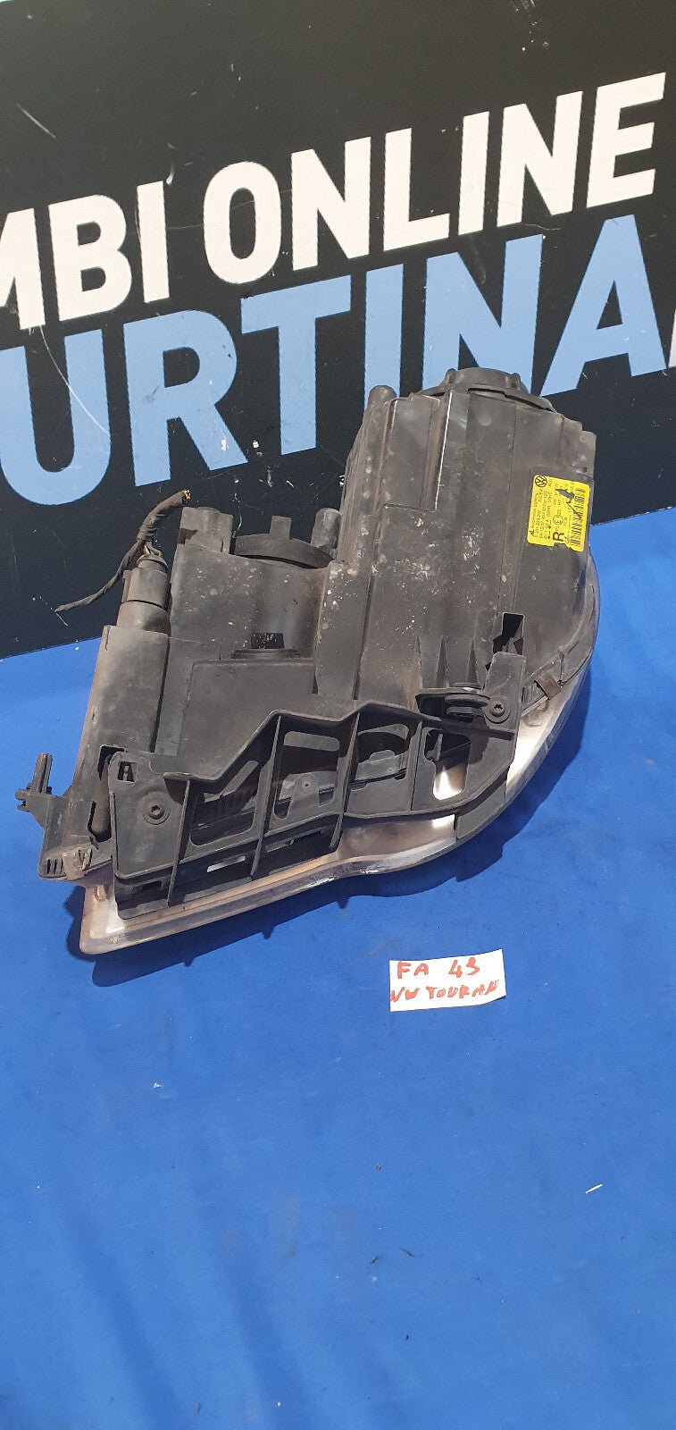 Faro anteriore  Volkswagen Touran 2006 2010 destro con attacco riparato