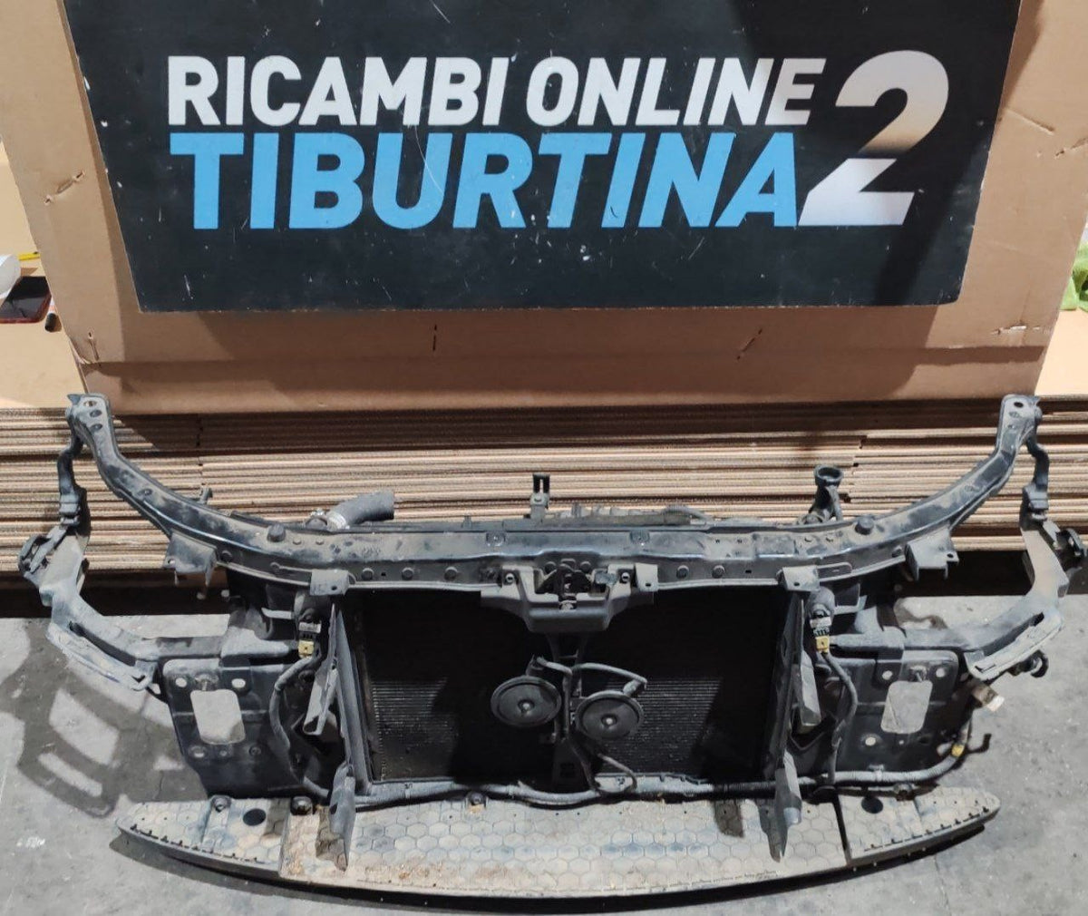 R5127 radiatori più calandra Hyundai I30 1.2 benzina 2009 in poi