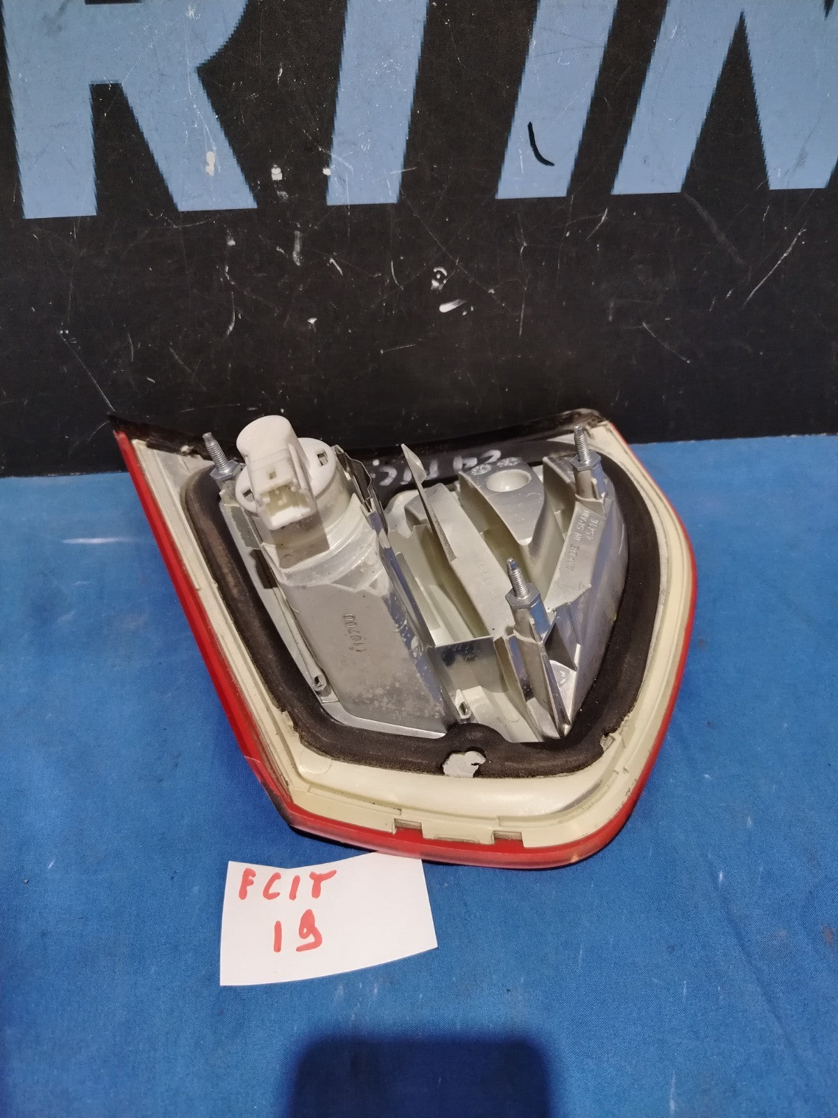 F Cit 19 - Fanale posteriore Citroen C4 Picasso interno sinistro 2008 sbiadito