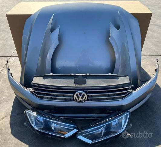Muso completo musata Volkswagen Passat 2014 2.0D faro sinistro da riparare