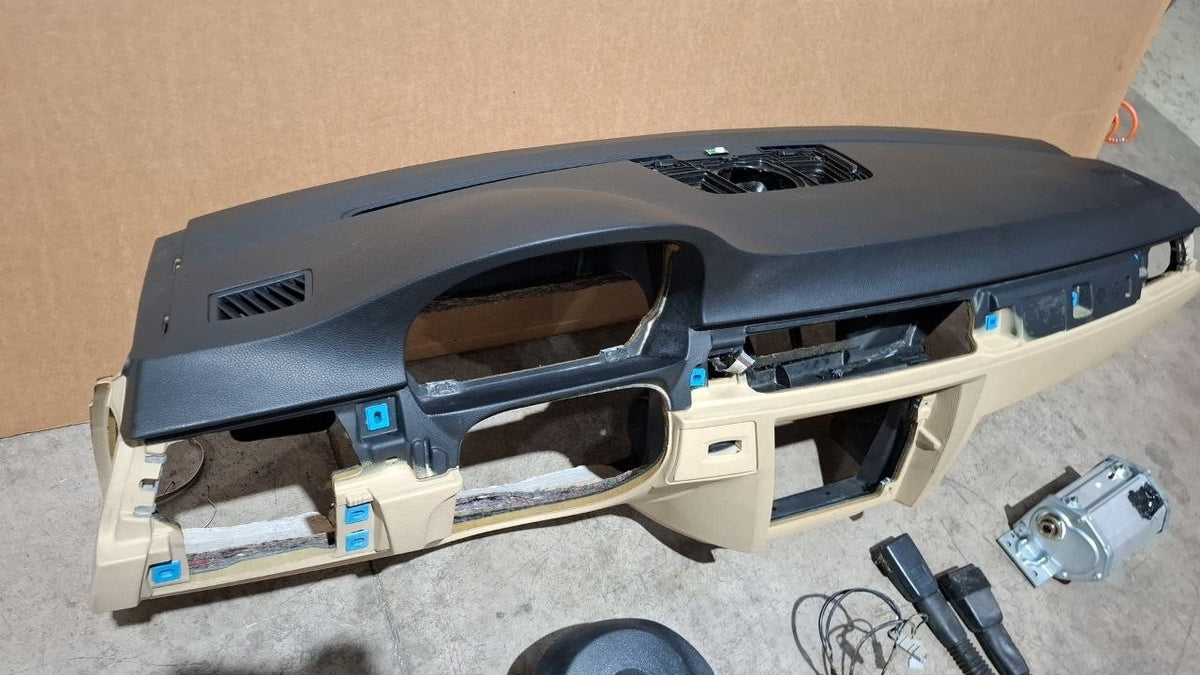 Cruscotto con moduli Bmw serie 3 e90 e91 e93 bicolore senza navi 2005 2012