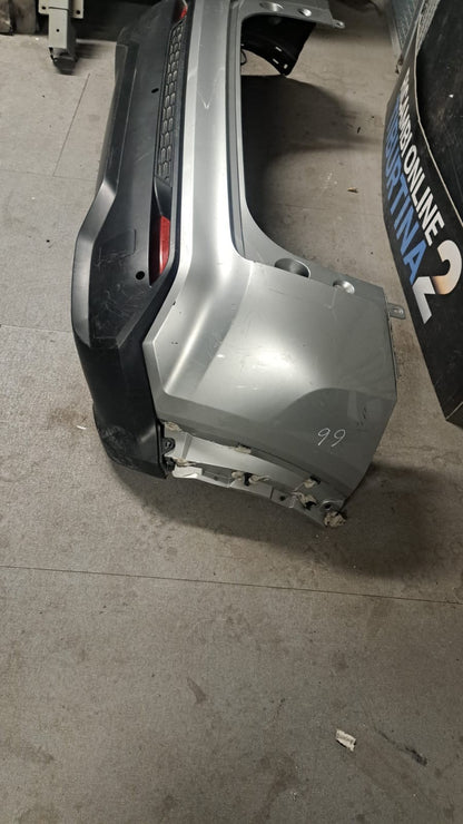 Par 66 Paraurti posteriore Nissan juke F16 dal 2019 in poi con fori sensori