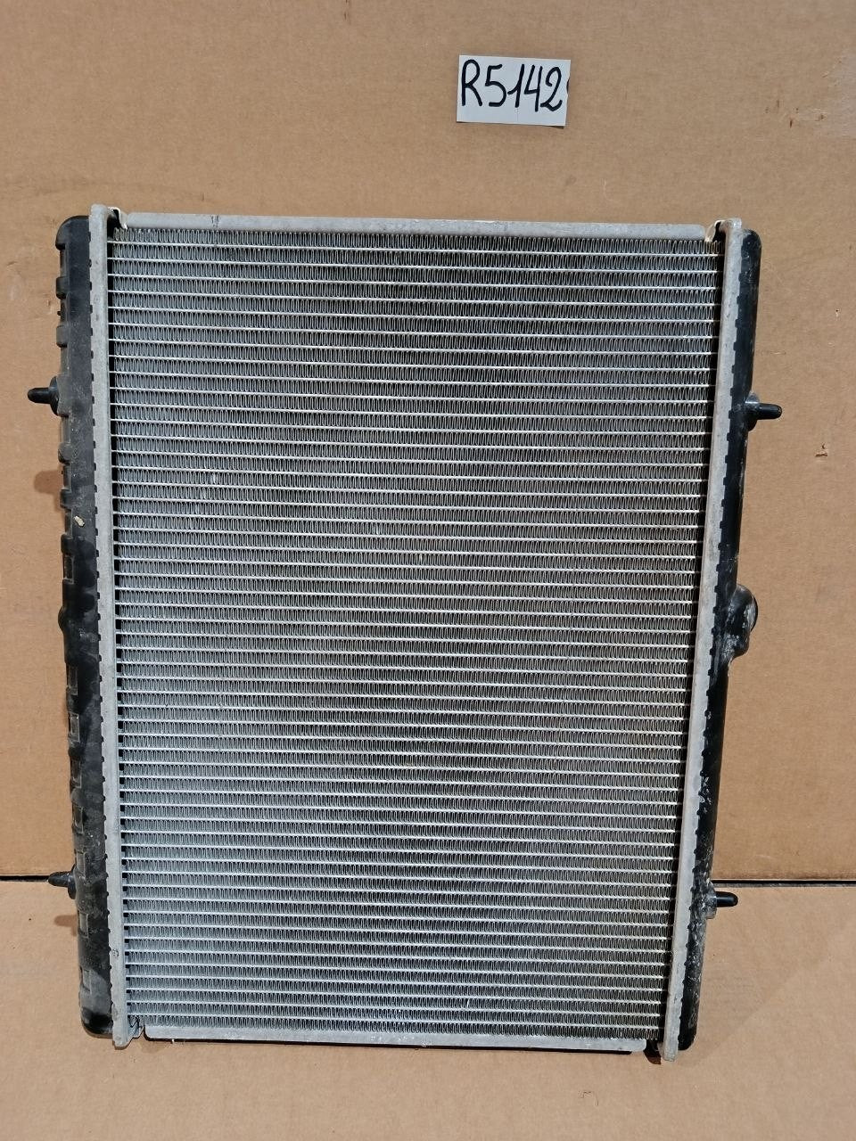 R 5142 - Radiatore  Fiat Peugeot Citroen 2.0 Benzina 16V Cod 6129201E
