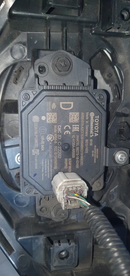 Masc 3 - Mascherina griglia anteriore Toyota CHR  C-HR completa di logo e radar