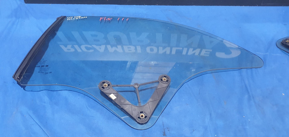 Fin 111 - vetro scendente Mercedes Benz Classe E Coupe W207 posteriore sinistro
