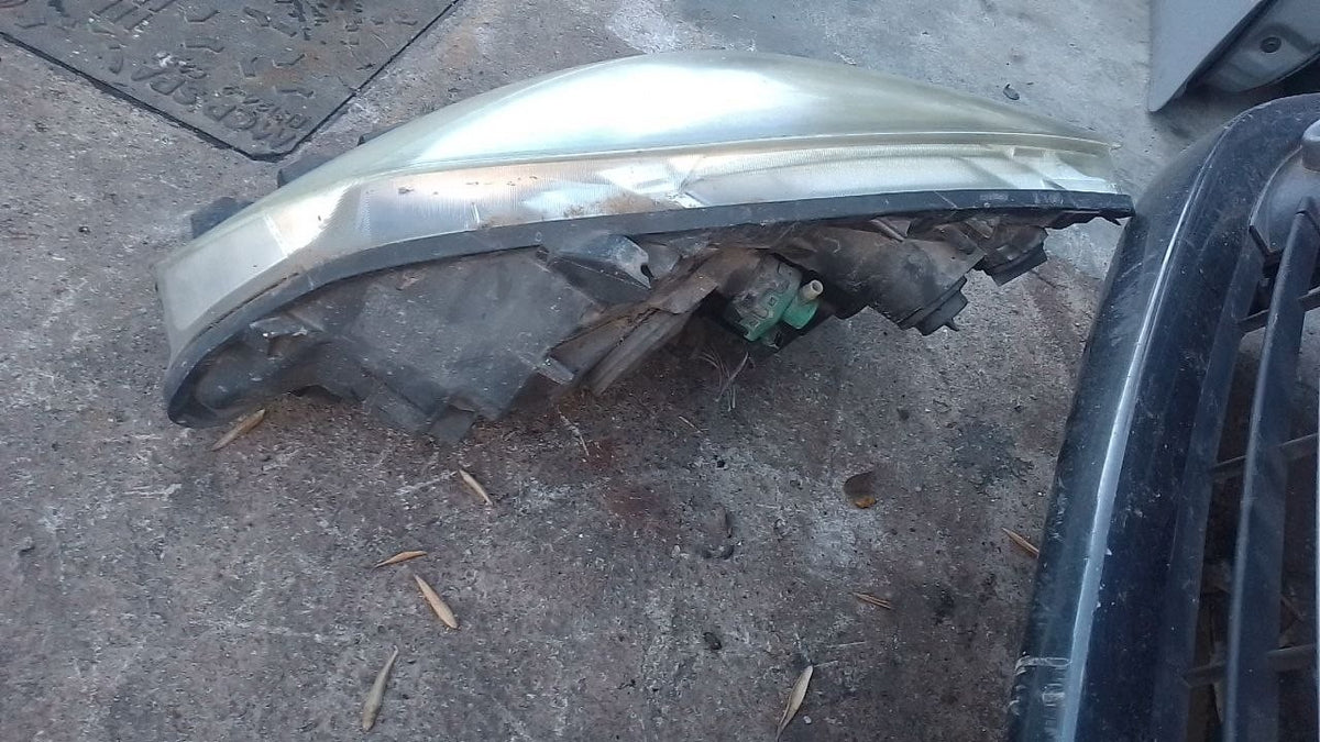 Muso completo musata Renault Scenic 1.9 D 2004 2009 faro destro attacco rotto