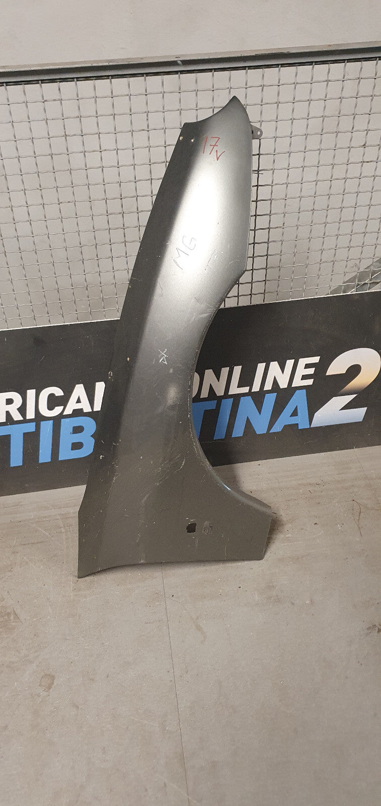 Par 17 - Vari Parafango anteriore destro MG TF