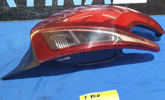 Fanale posteriore Peugeot 208 Fastback destro 2012 2019