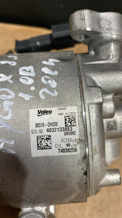 Compressore AC Toyota Aygo X 1.0Bz 8.000km Codice 4032133883 Numero oggetto 5066