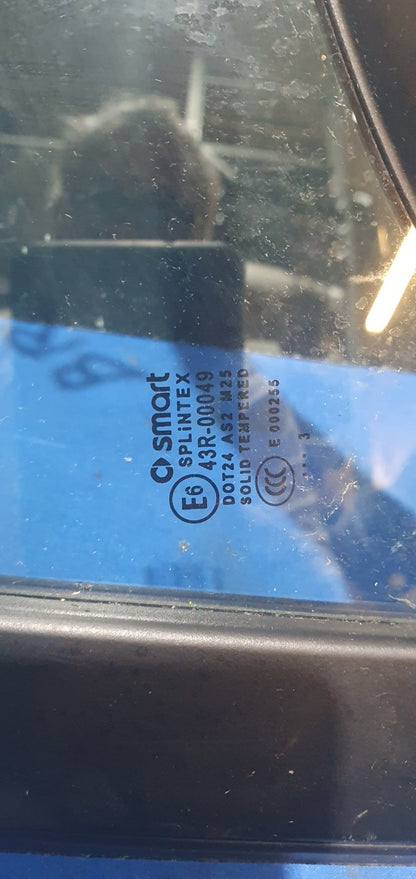 Fin 136 - Lunotto vetro fisso Smart 451 cabrio posteriore sinistro