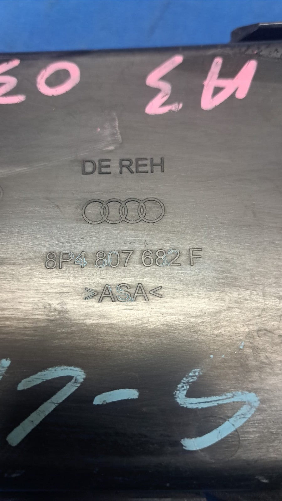 Masc 37 Mascherina cornice fendinebbia anteriore destra Audi A3 dal 2003 al 2008