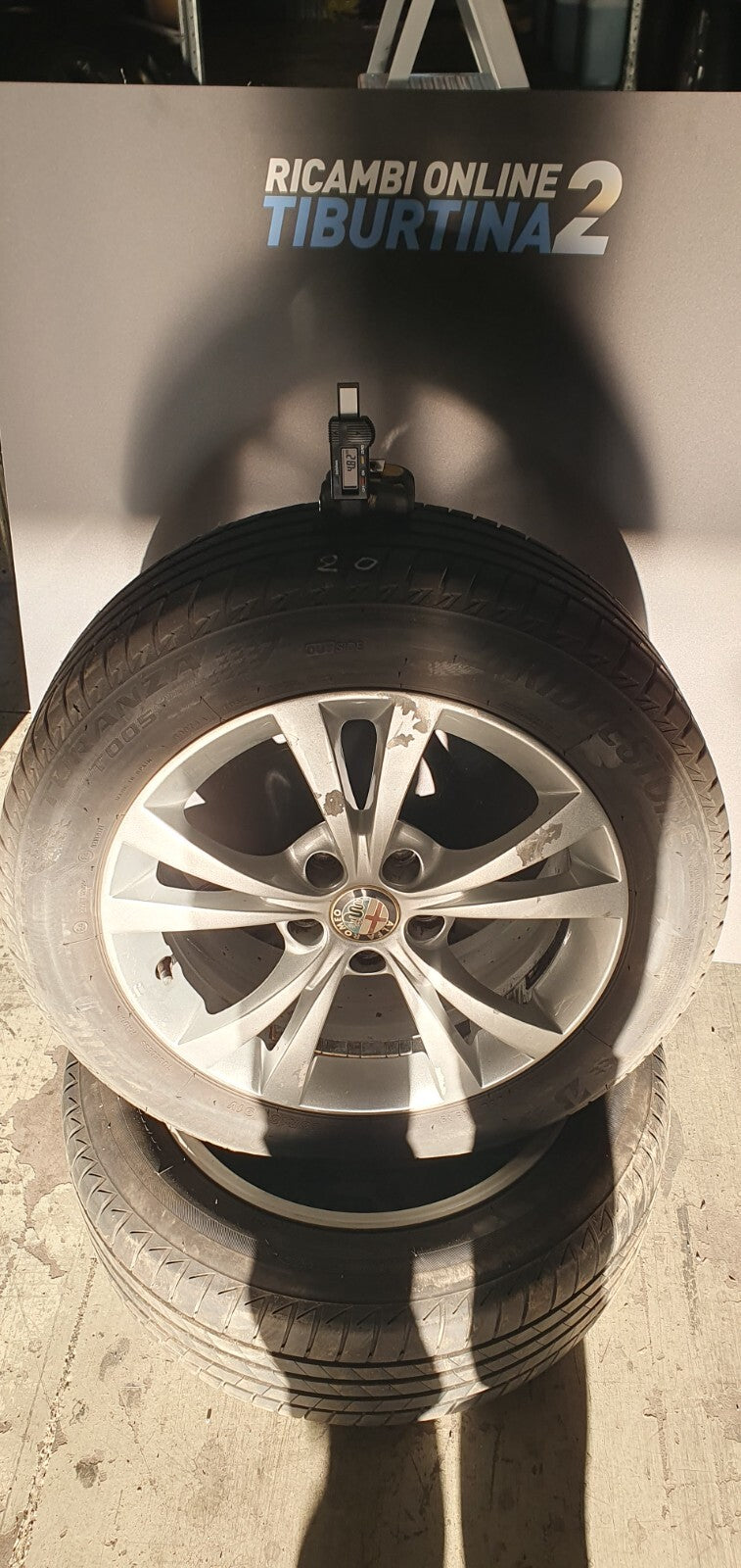 Cerchi e gomme 4 cerchi per Alfa Romeo Giulietta r16 con gomme