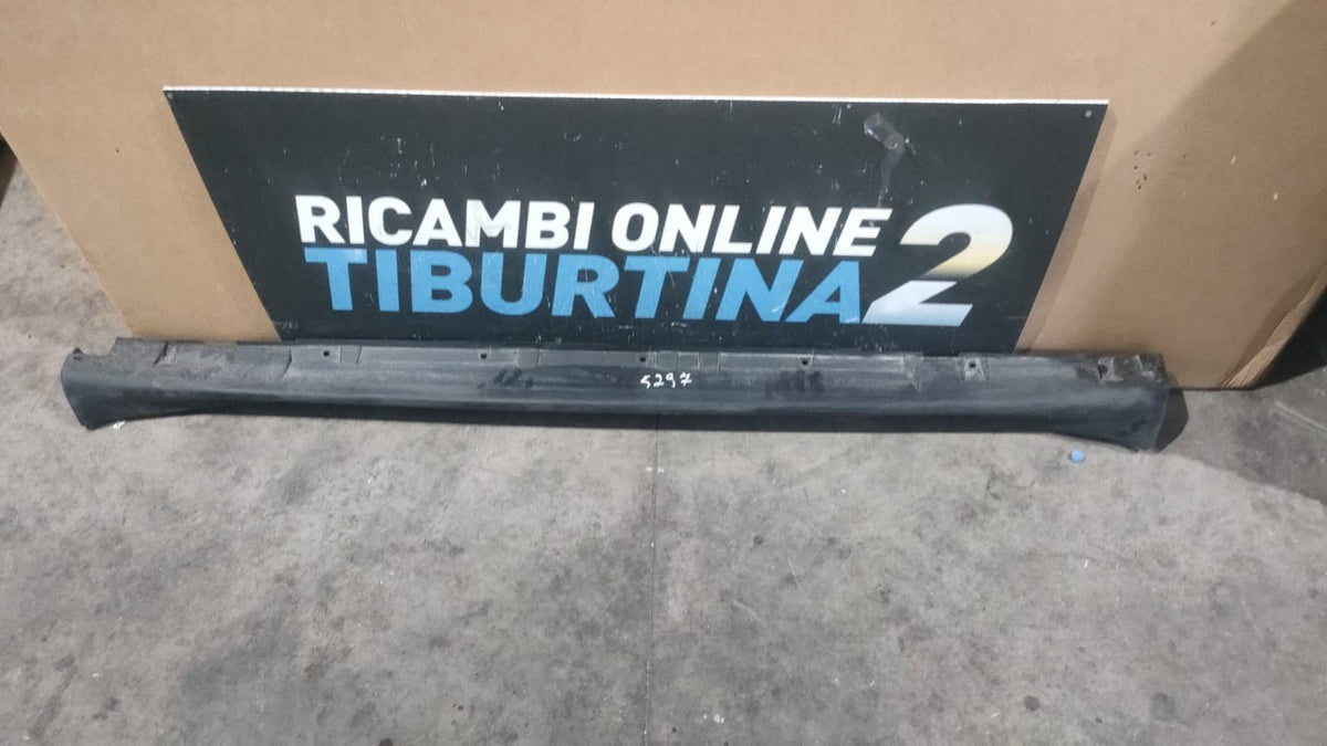 minigonna destra Nissan Juke 15-19 5287