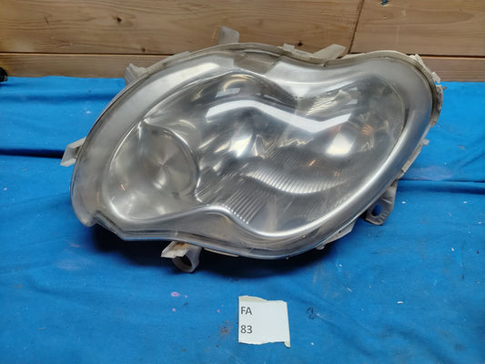 FA 83 - Faro anteriore SMART FORTWO COUPE' sinistro 2004 2007 un attacco rotto
