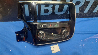 Cor 35 Cornice autoradio comandi aria clima mitsubishi Outlander dal 2015