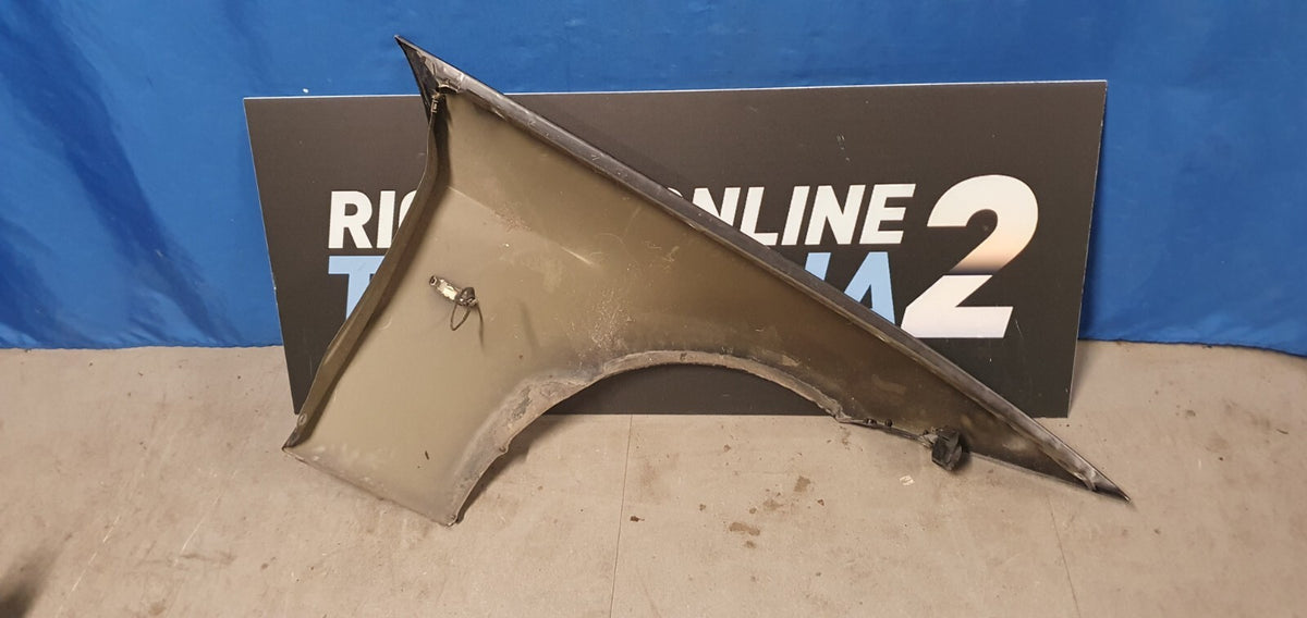 Parafango Anteriore Bmw serie 3 E90 sinistro dal 2004 al 2012
