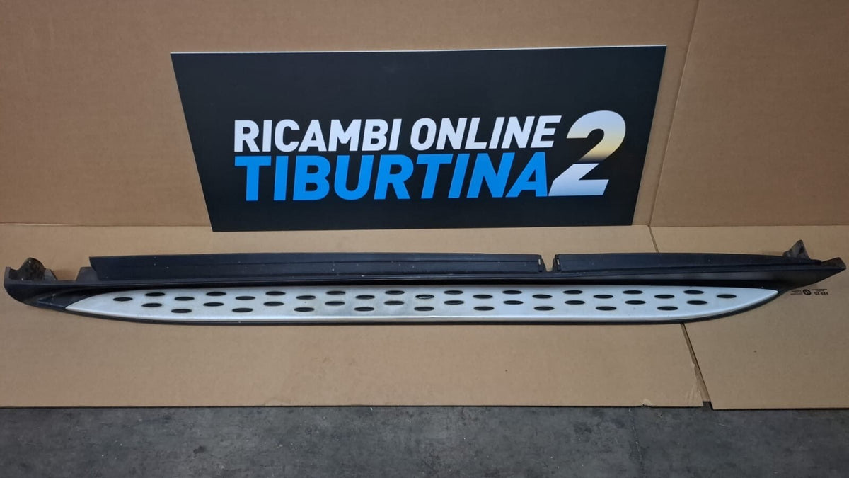 Minigonna sinistro Mercedes ml cod 1886980225 anno 2016
