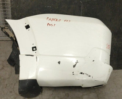 Par258 paraurti posteriore cantonale sinistro Mitsubishi Pajero dal 2007