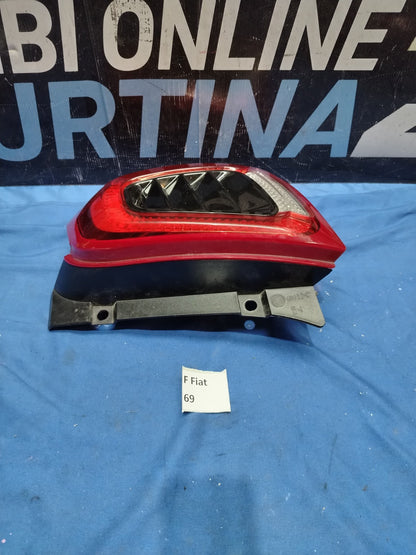 F Fiat 69 - Fanale posteriore stop Fiat 500 Abarth destro con alette