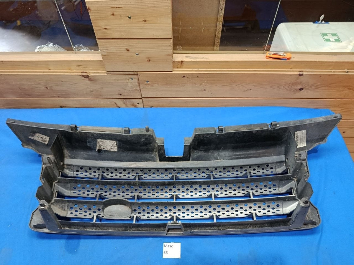 Masc 65 - Mascherina Griglia Radiatore Anteriore Range Rover Sport L320
