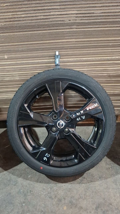 Cer 26 cerchi e gomme estive Bridgestone Nissan micra k14 205 45 r17 con sensori