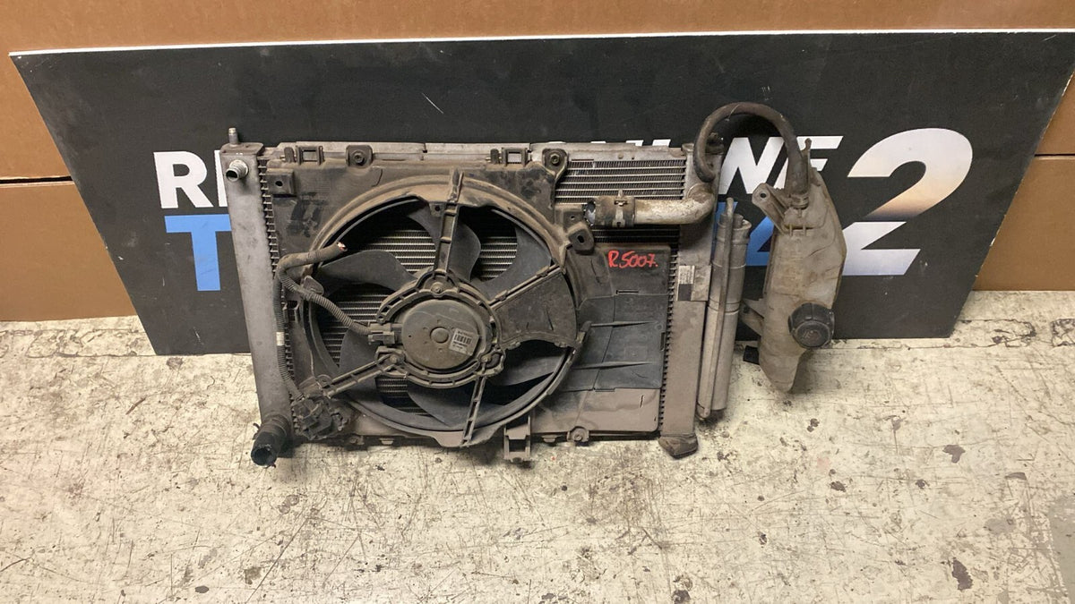 Kit Radiatori Nissan Micra K12 1.2 Benzina