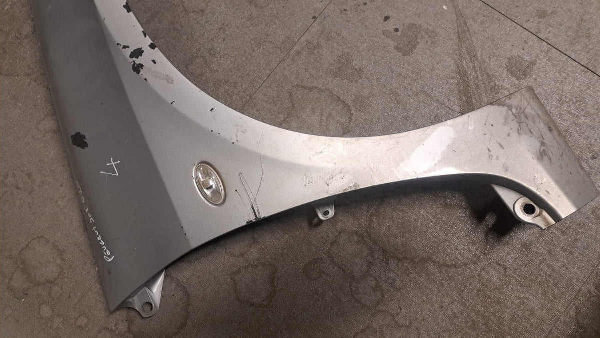 Par 4 parafango anteriore destro peugeot 307 dal 2001 in poi