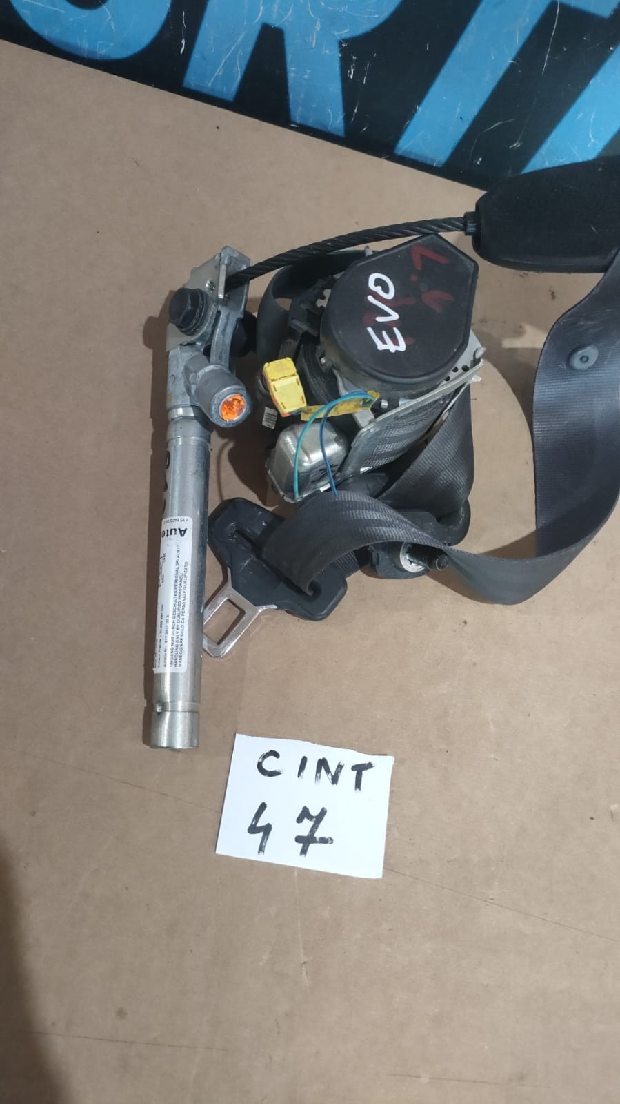 cintura di sicurezza con pretensionatore  anteriore destra  Fiat punto evo 2009