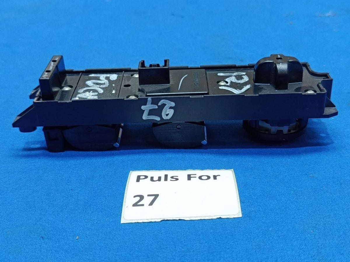 Puls For 27 - Pulsantiera Anteriore sinistra Ford Focus 2012 2018