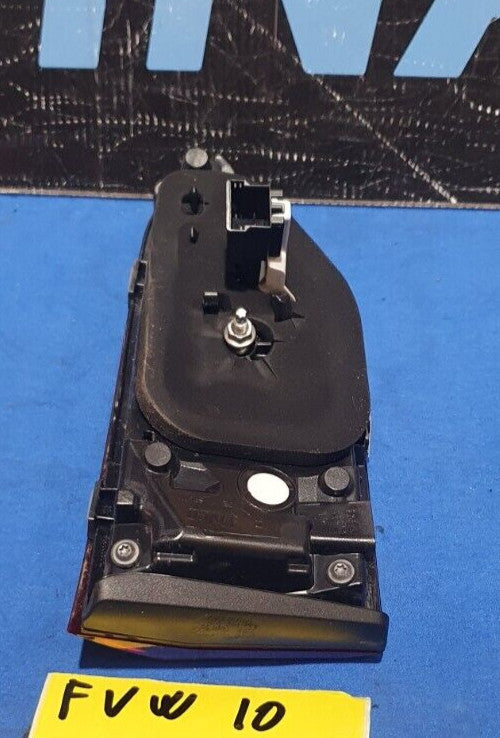 Fanale Posteriore interno destro Volkswagen polo 2023