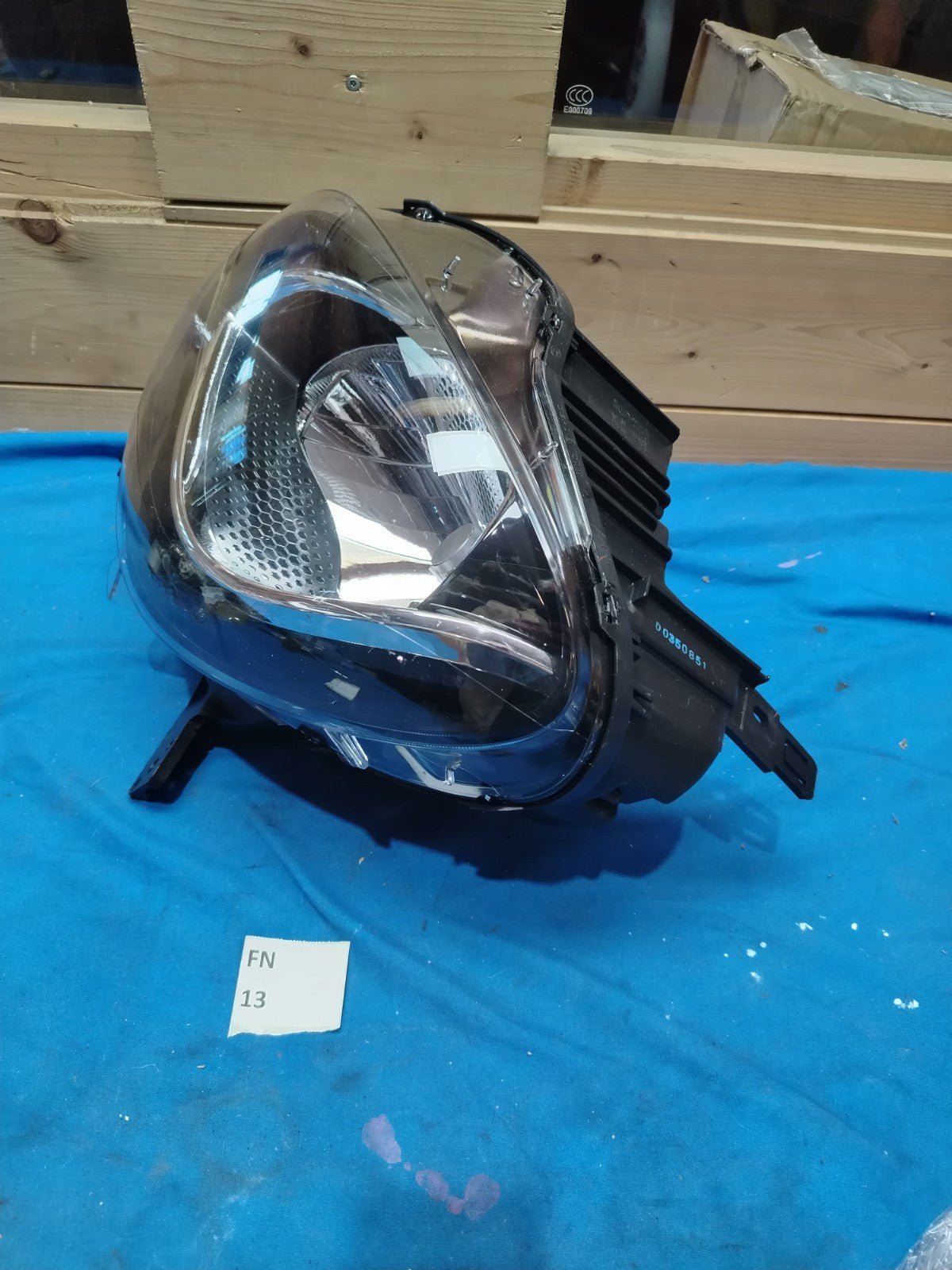 FN 13 - Faro anteriore nuovo commerciale Smart 453 Led a puntini sinistro