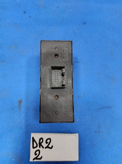 Puls DR 2 - Pulsantiera anteriore sinistra DR 2 2010 2014 Spinotto 13 PIN