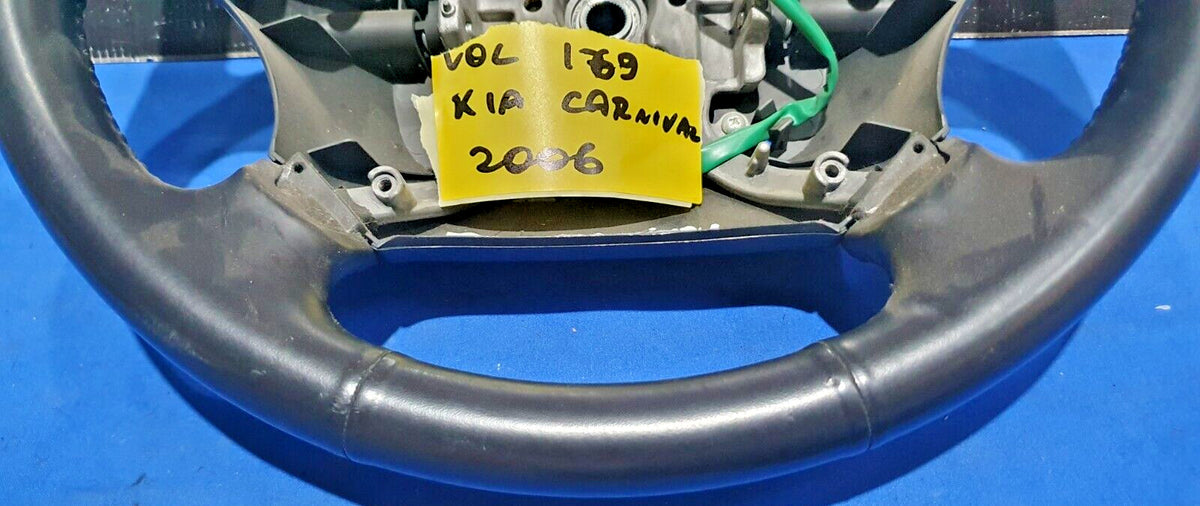 Volante Kia carnival